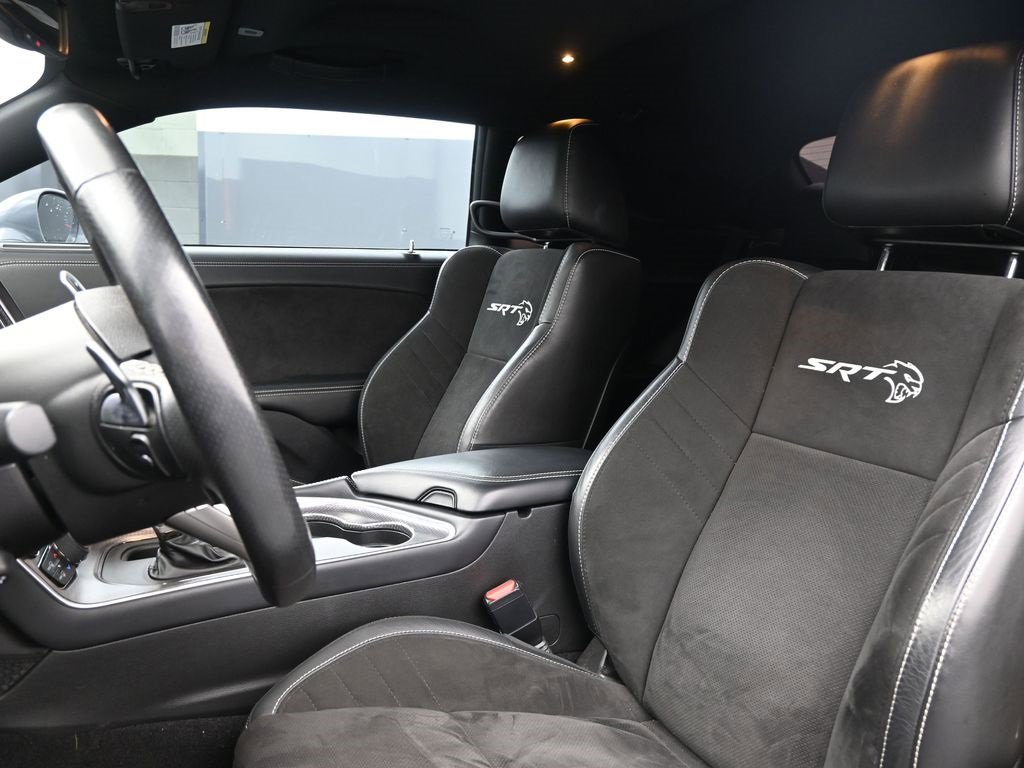 Used 2021 Dodge Challenger SRT Hellcat image 12