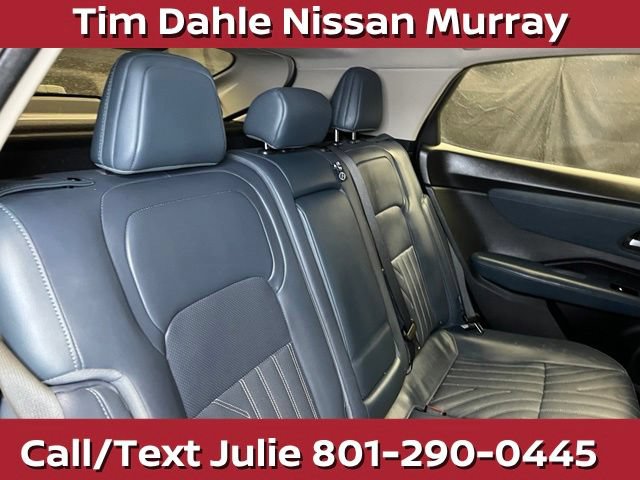 Used 2024 Nissan Ariya AWD image 19