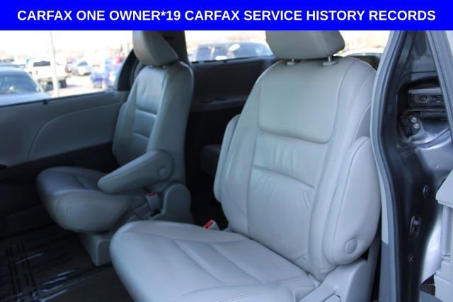Used 2018 Toyota Sienna XLE w/ XLE Navigation Package image 25