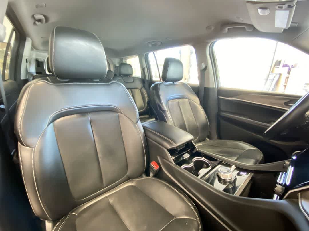 Used 2022 Jeep Grand Cherokee L Limited AWD/4WD image 28