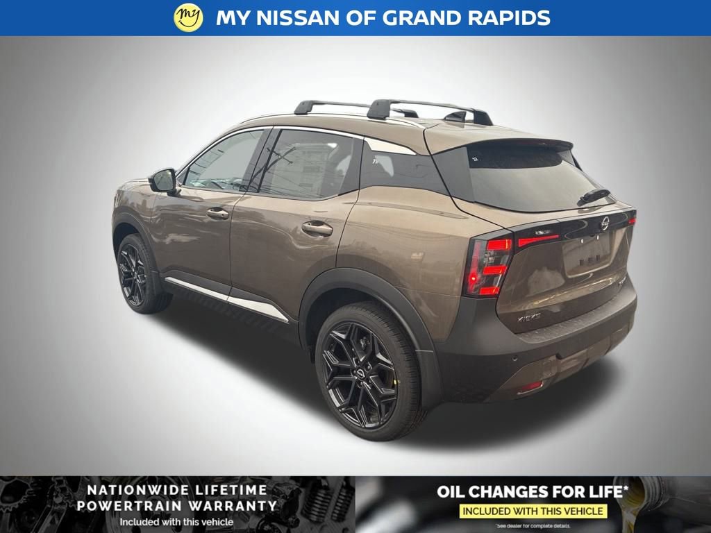 New 2026 Nissan Kicks SR w/ Cold Weather Package image 4