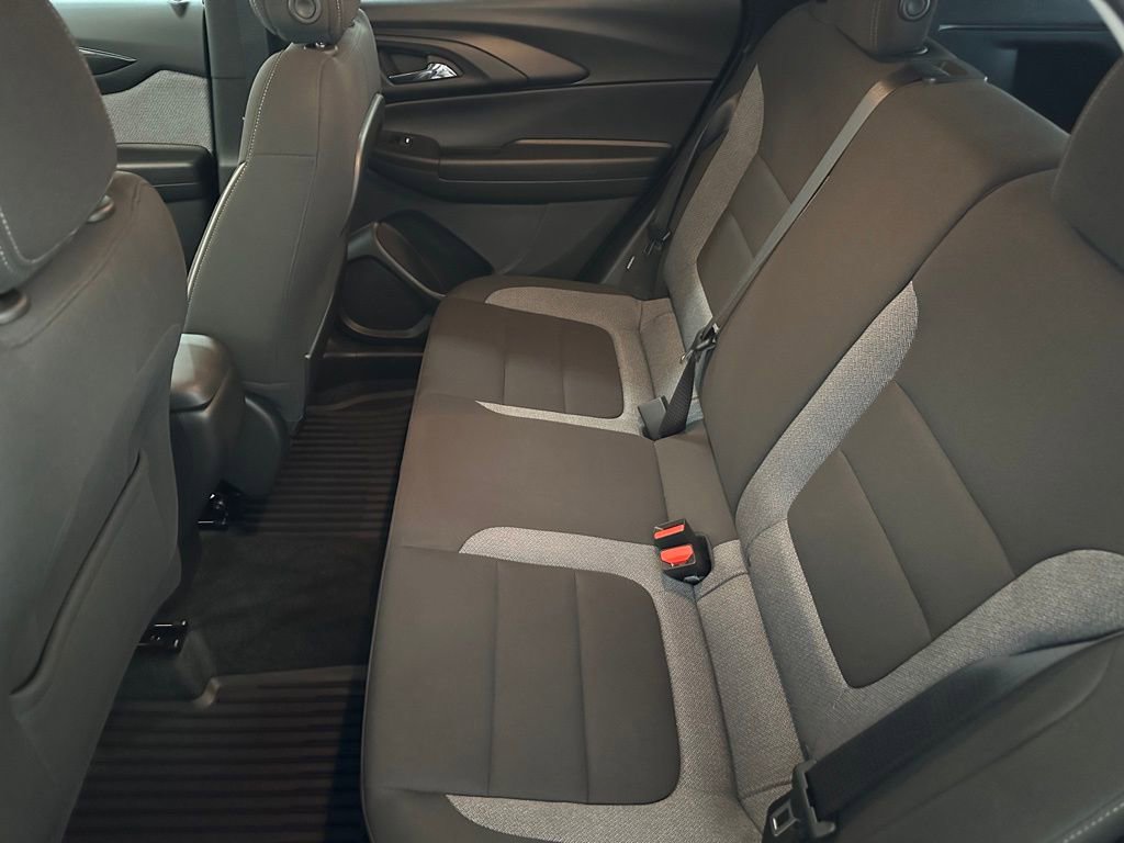 Certified 2025 Chevrolet TrailBlazer LS w/ LS Convenience Package image 18