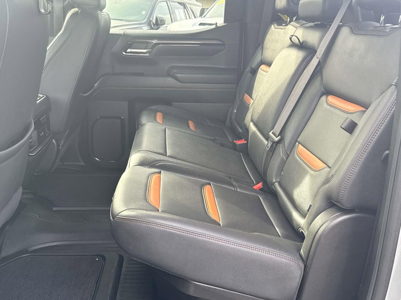 Used 2023 GMC Sierra 1500 AT4 w/ AT4 Premium Package AWD/4WD image 29