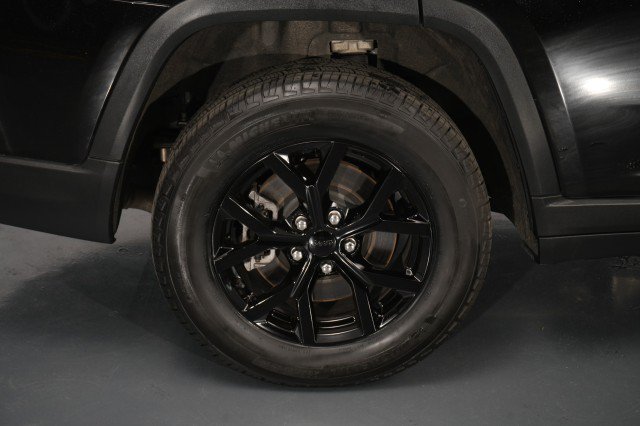 Used 2025 Jeep Grand Cherokee L Limited w/ Luxury Tech Group II AWD/4WD image 30