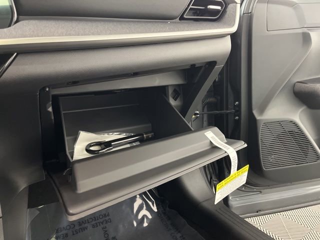 New 2026 Nissan Kicks SV w/ SV Premium Package image 38