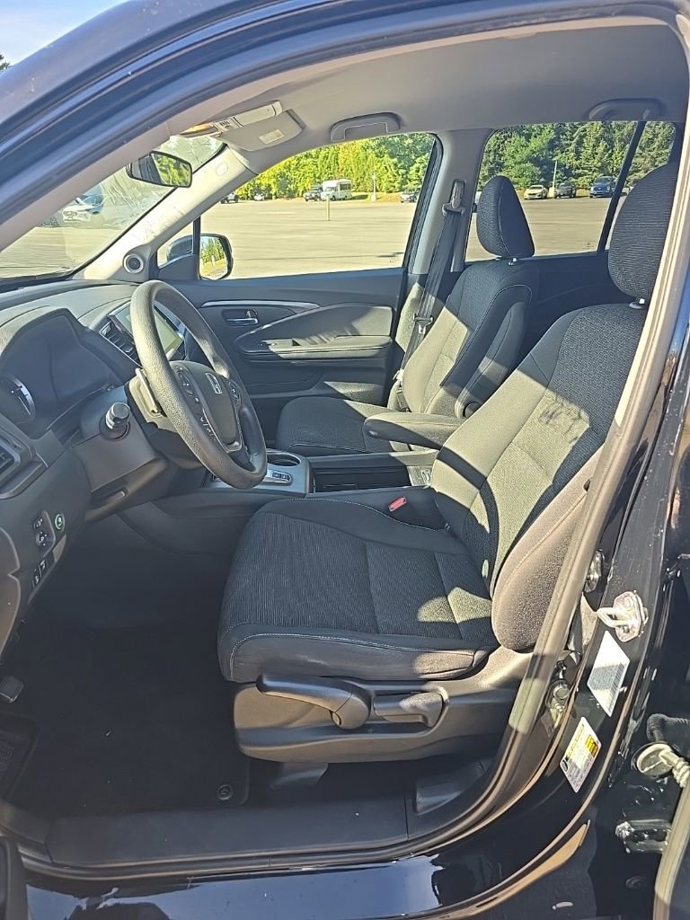 Used 2021 Honda Ridgeline Sport image 10