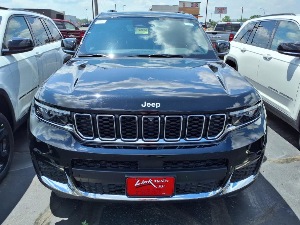 New 2025 Jeep Grand Cherokee L Limited w/ Luxury Tech Group II image 6