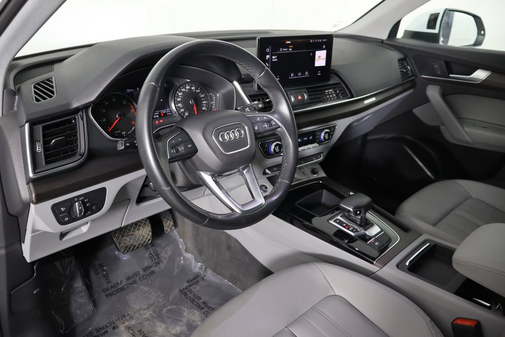 Used 2021 Audi Q5 2.0T Premium w/ Convenience Package AWD/4WD image 28