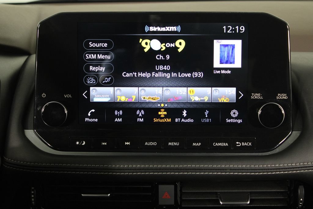 Certified 2023 Nissan Rogue Platinum FWD image 9
