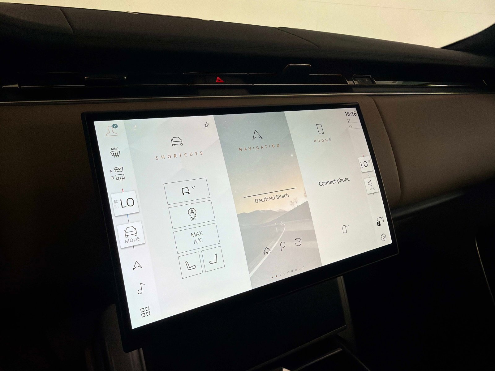 Used 2025 Land Rover Range Rover Long Wheelbase SE image 41