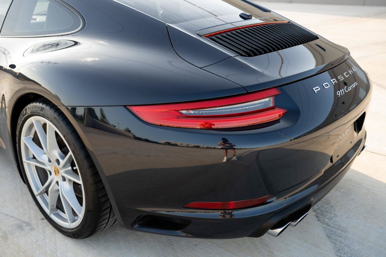 Used 2017 Porsche 911 Carrera RWD image 18
