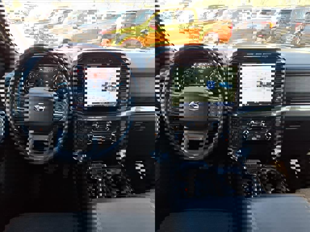 Used 2022 Ford F150 XLT w/ Equipment Group 302A High image 10