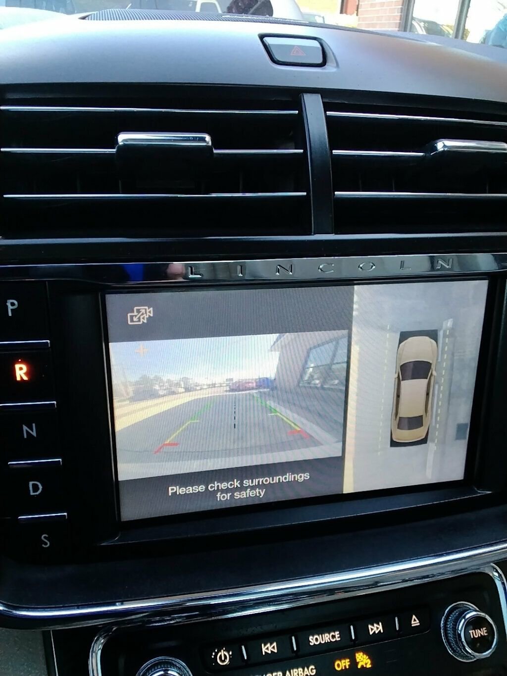 Used 2017 Lincoln Continental Reserve w/ Technology Package image 22