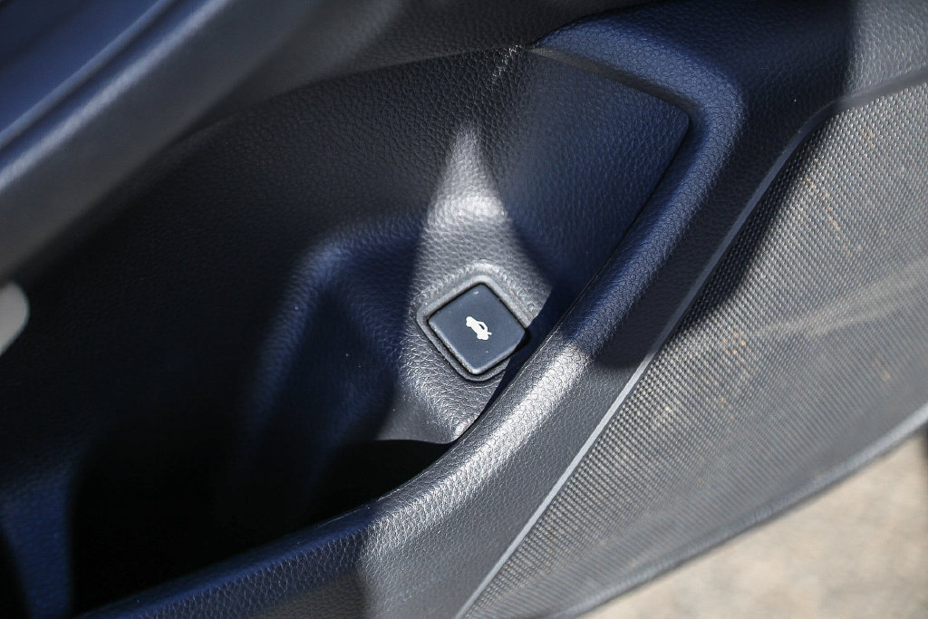 Used 2019 Honda Accord LX image 42