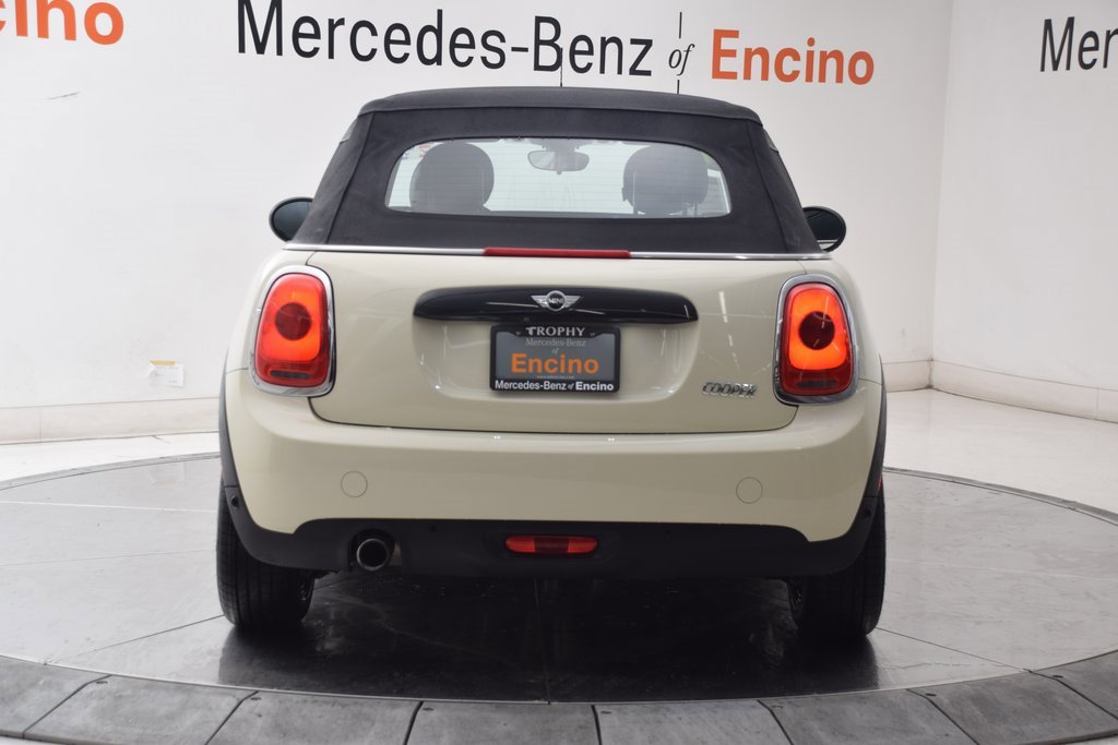 Used 2018 MINI Cooper Convertible image 5