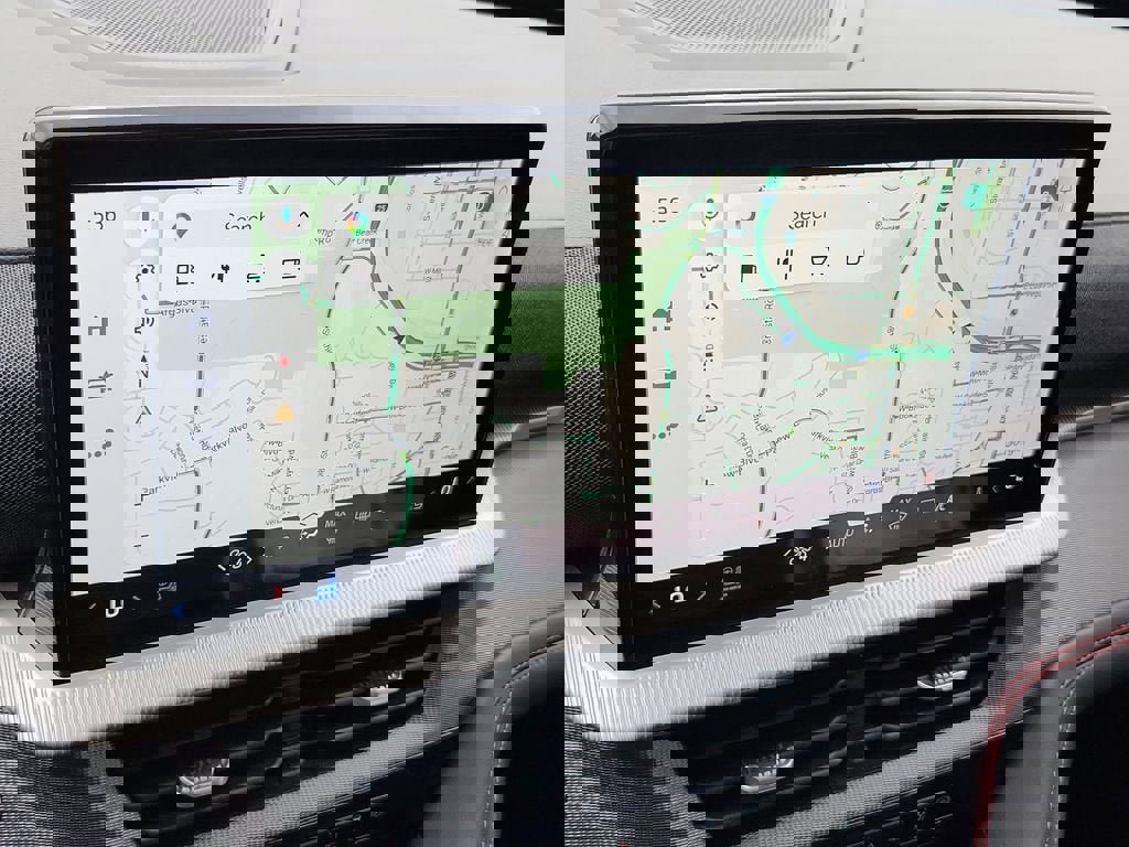 Used 2025 Ford Explorer ST image 28