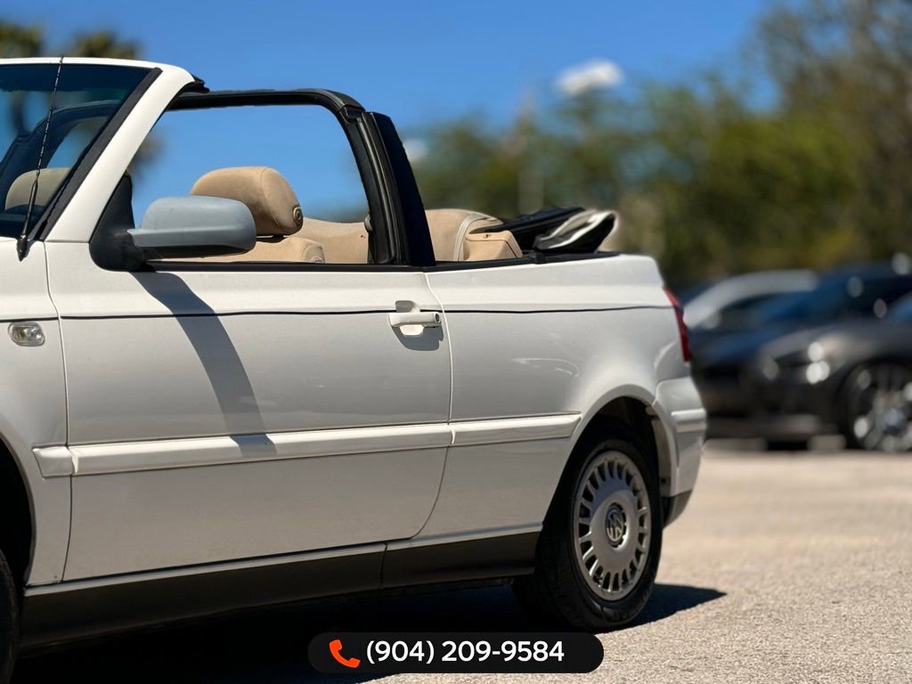Used 2001 Volkswagen Cabrio GL image 4