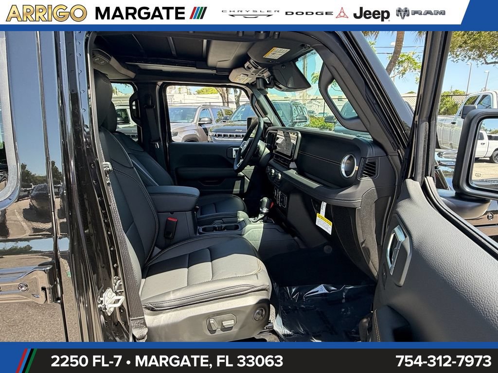 New 2026 Jeep Wrangler Unlimited Sahara AWD/4WD image 16