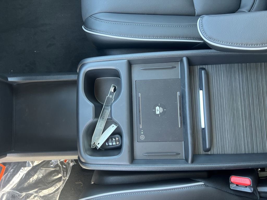 New 2026 Honda Odyssey Touring image 22