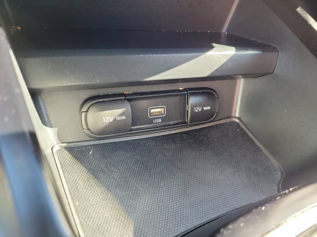 Used 2020 Kia Soul LX FWD image 32