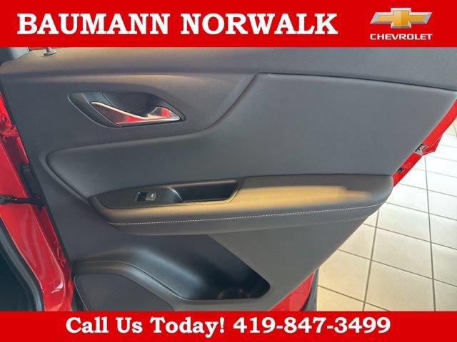 New 2025 Chevrolet Blazer LT w/ Convenience Package AWD/4WD image 38