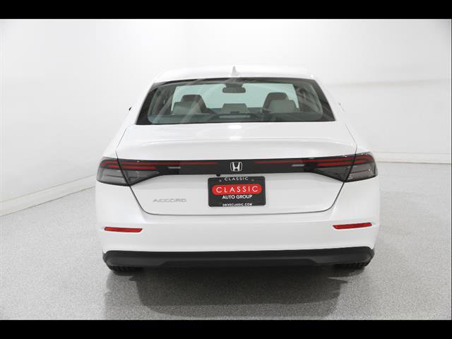 Used 2024 Honda Accord EX image 18