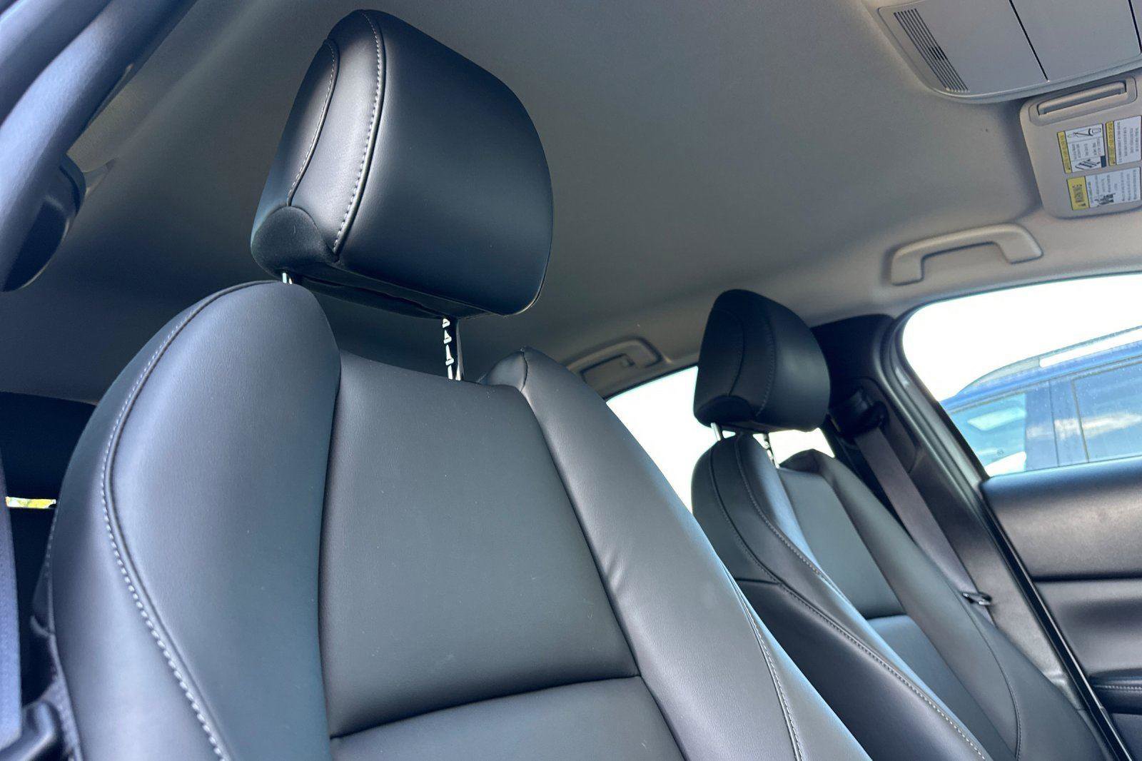 Certified 2025 MAZDA CX-30 AWD 2.5 S w/ Select Sport Pkg image 17