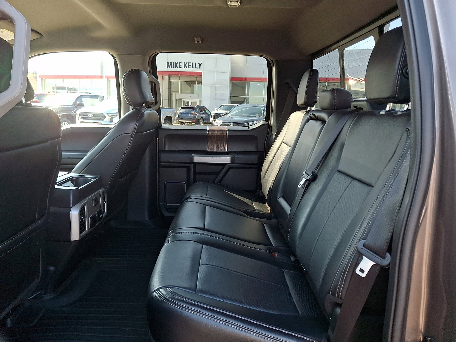 Used 2019 Ford F150 Lariat w/ Equipment Group 501A Mid AWD/4WD image 10