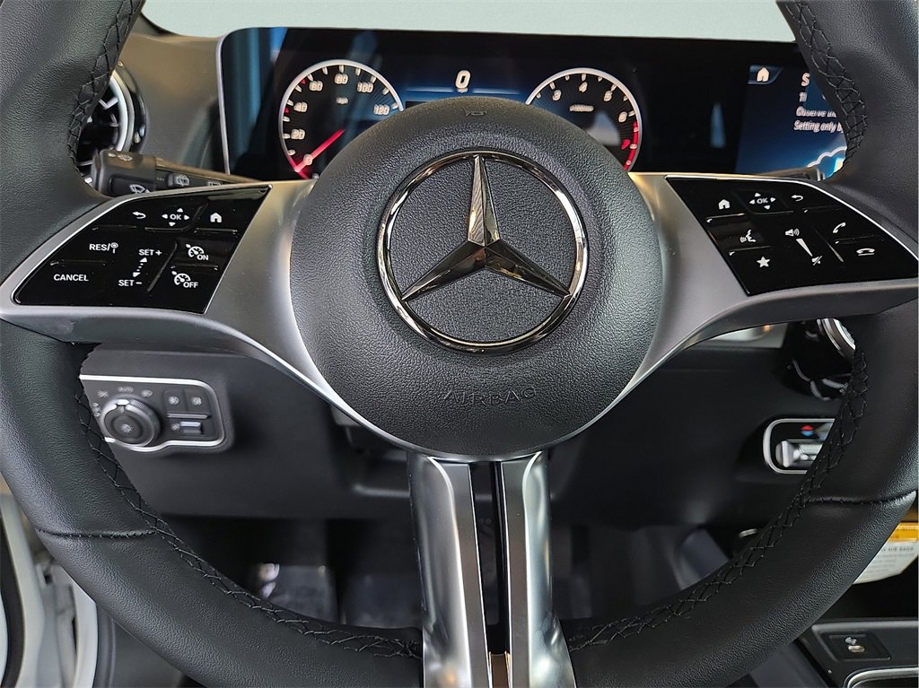 New 2026 Mercedes-Benz GLB 250 image 25