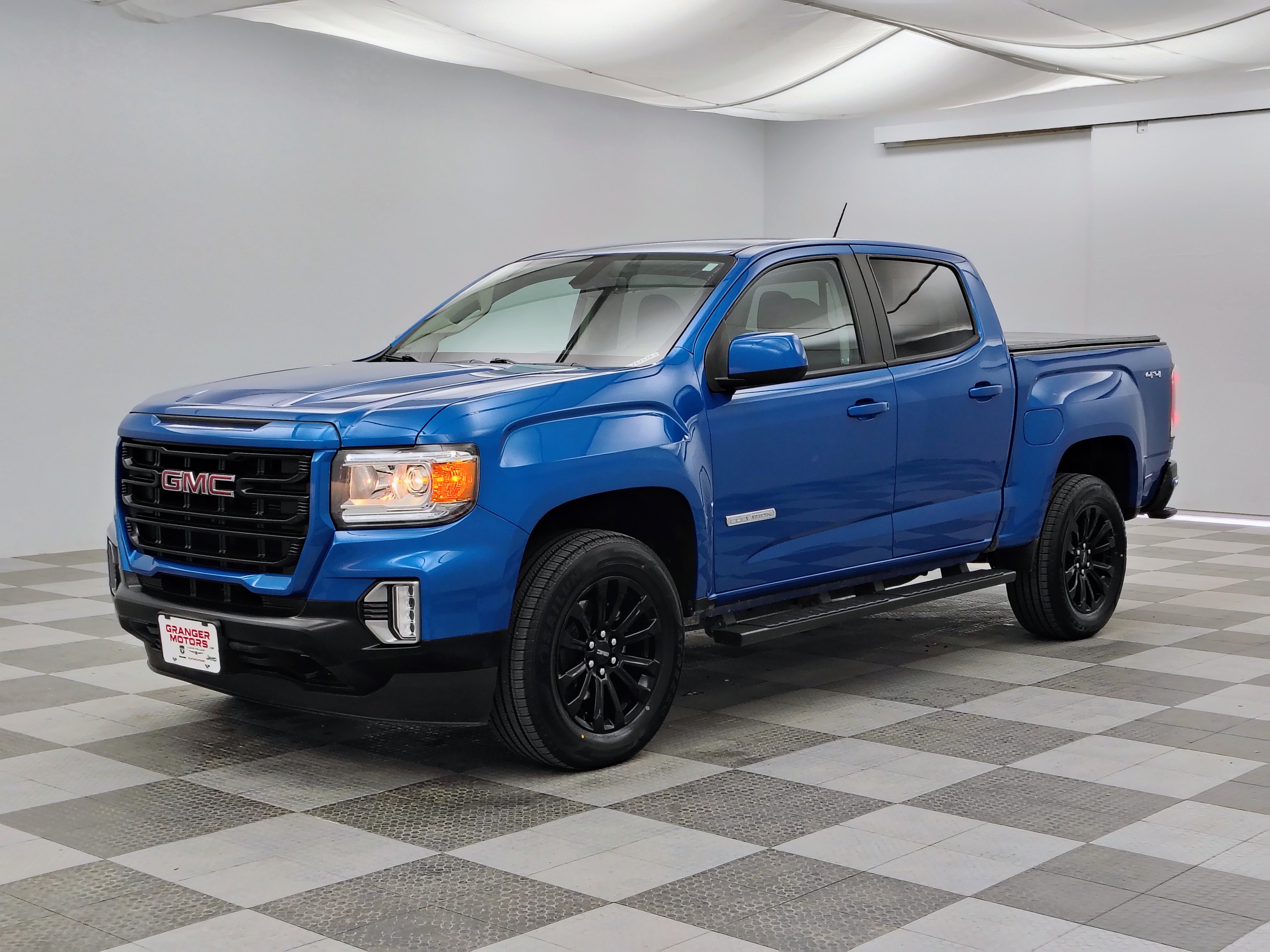 Used 2022 GMC Canyon Elevation w/ Elevation Premium Package AWD/4WD image 6