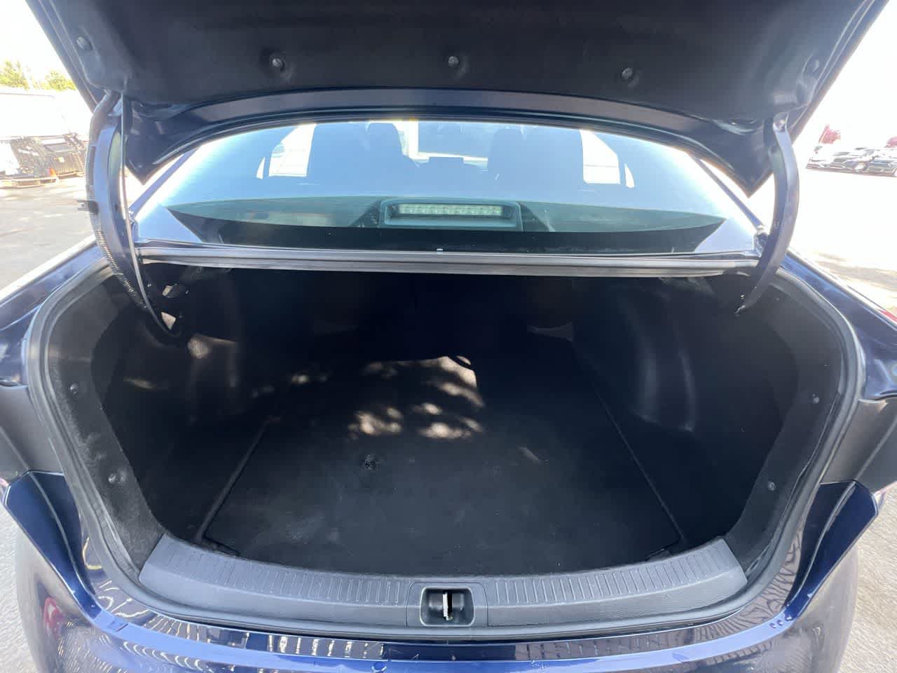 Used 2024 Toyota Corolla LE FWD image 24