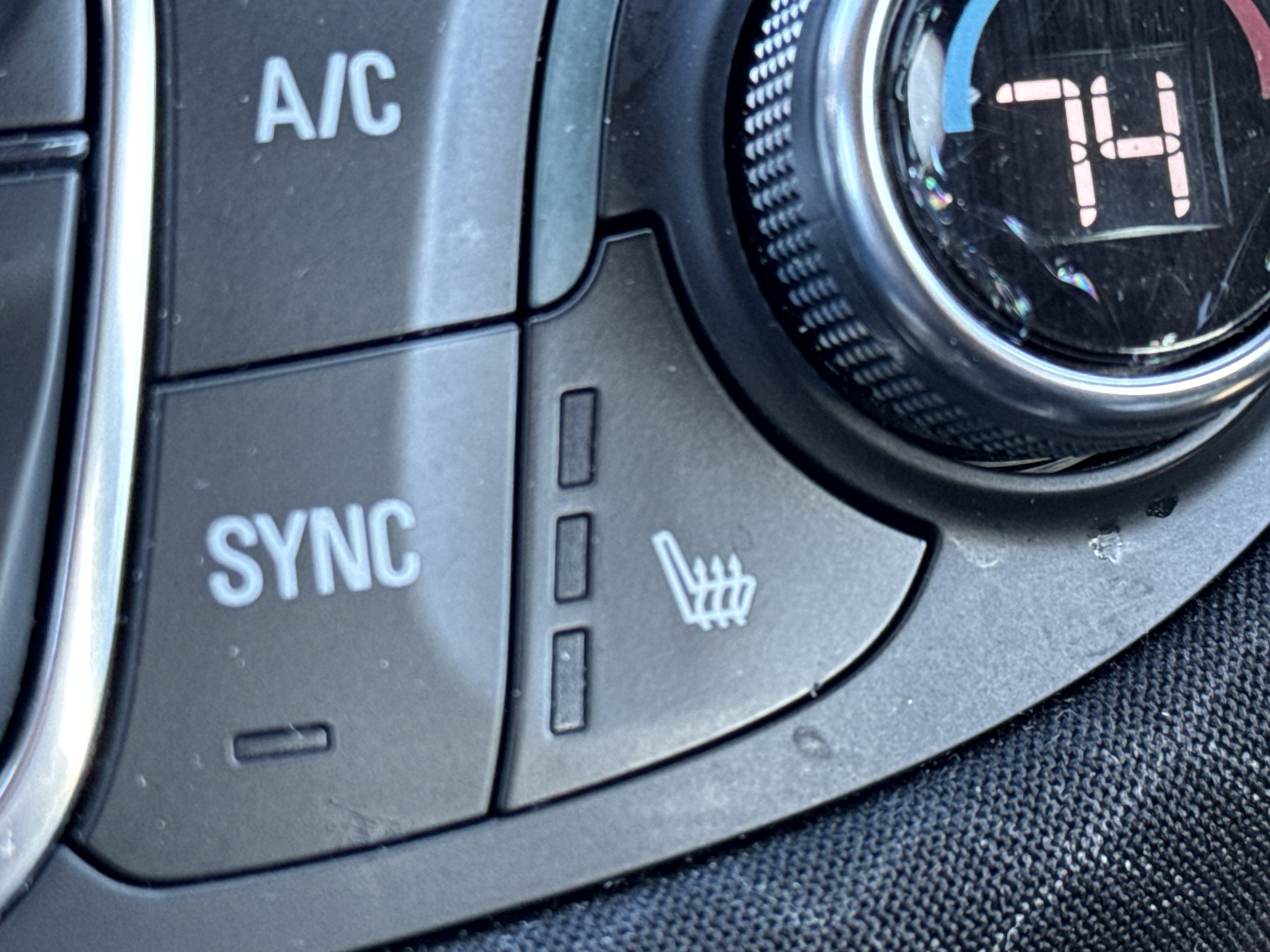 Used 2024 Chevrolet Malibu LT image 14