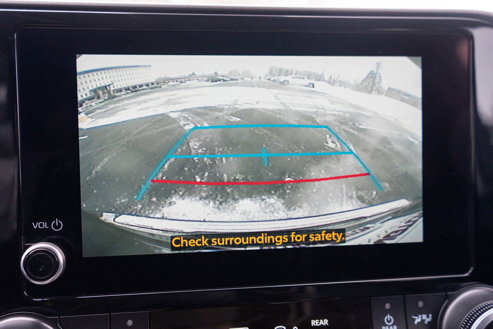 Used 2025 Toyota Highlander XLE image 19