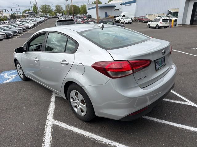 Used 2018 Kia Forte LX FWD image 6