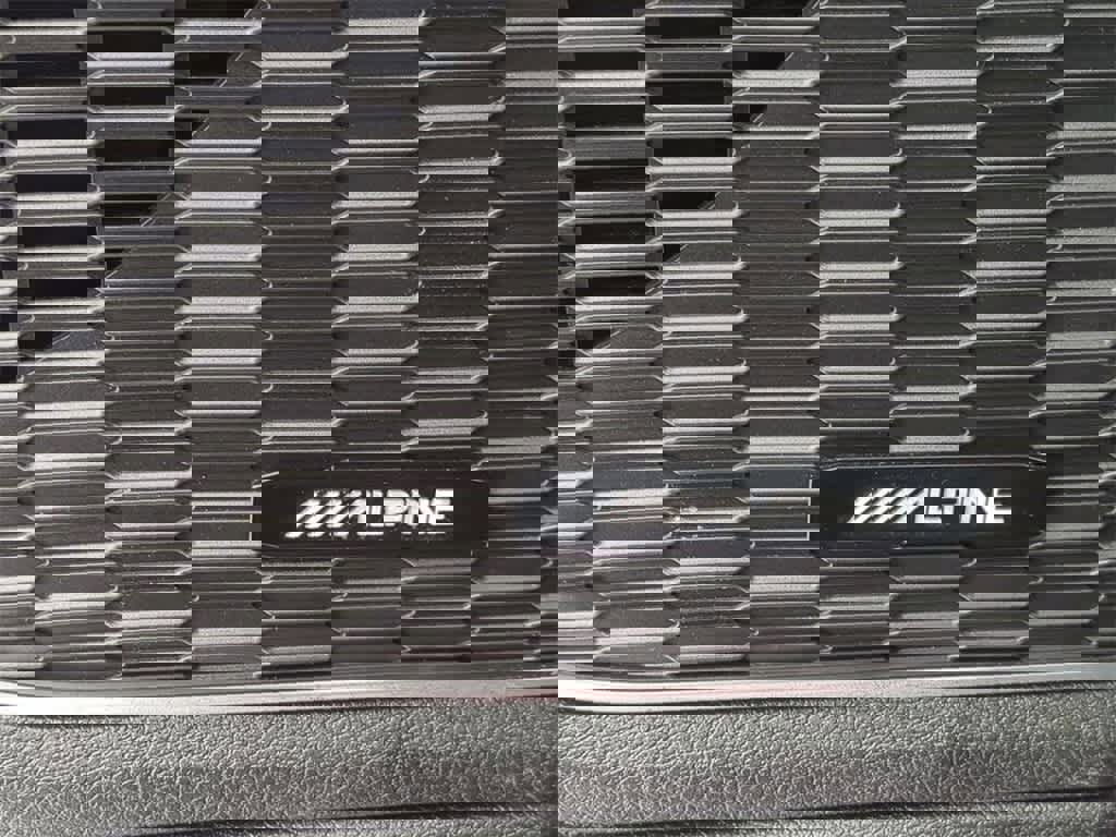 Used 2024 Jeep Grand Cherokee Limited 4xe image 29