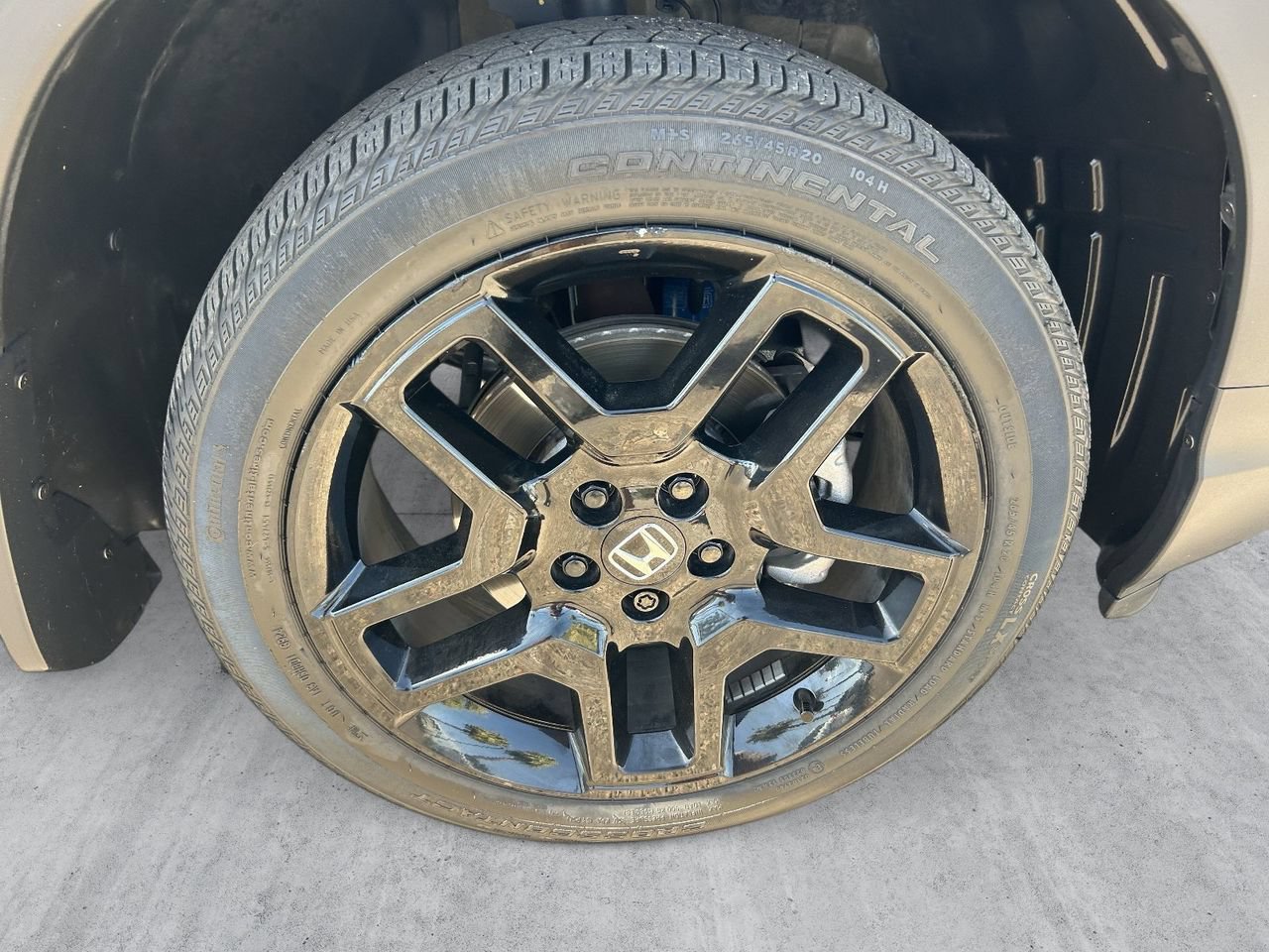 Used 2025 Honda Passport Black Edition image 9
