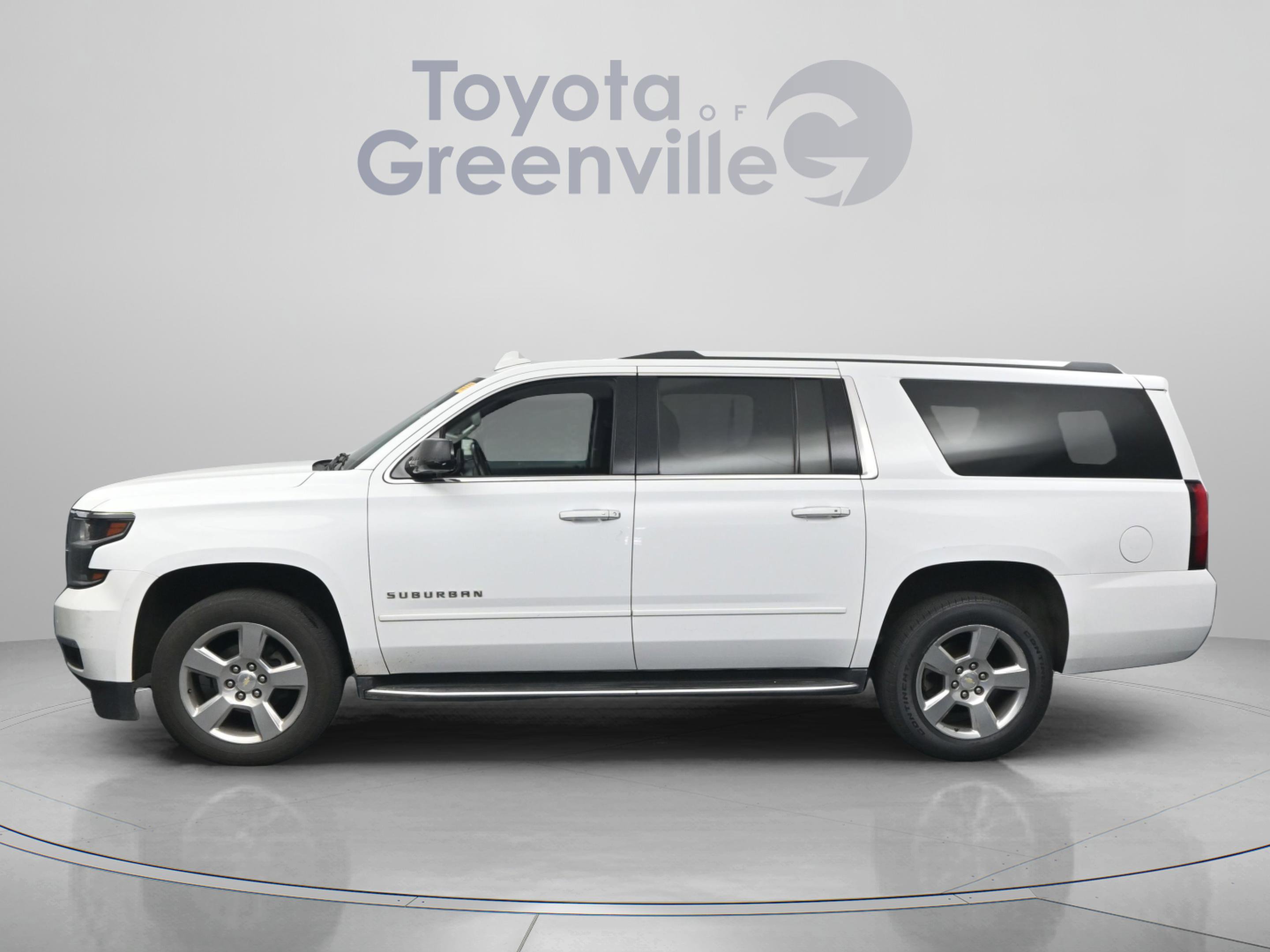 Used 2018 Chevrolet Suburban Premier RWD image 5