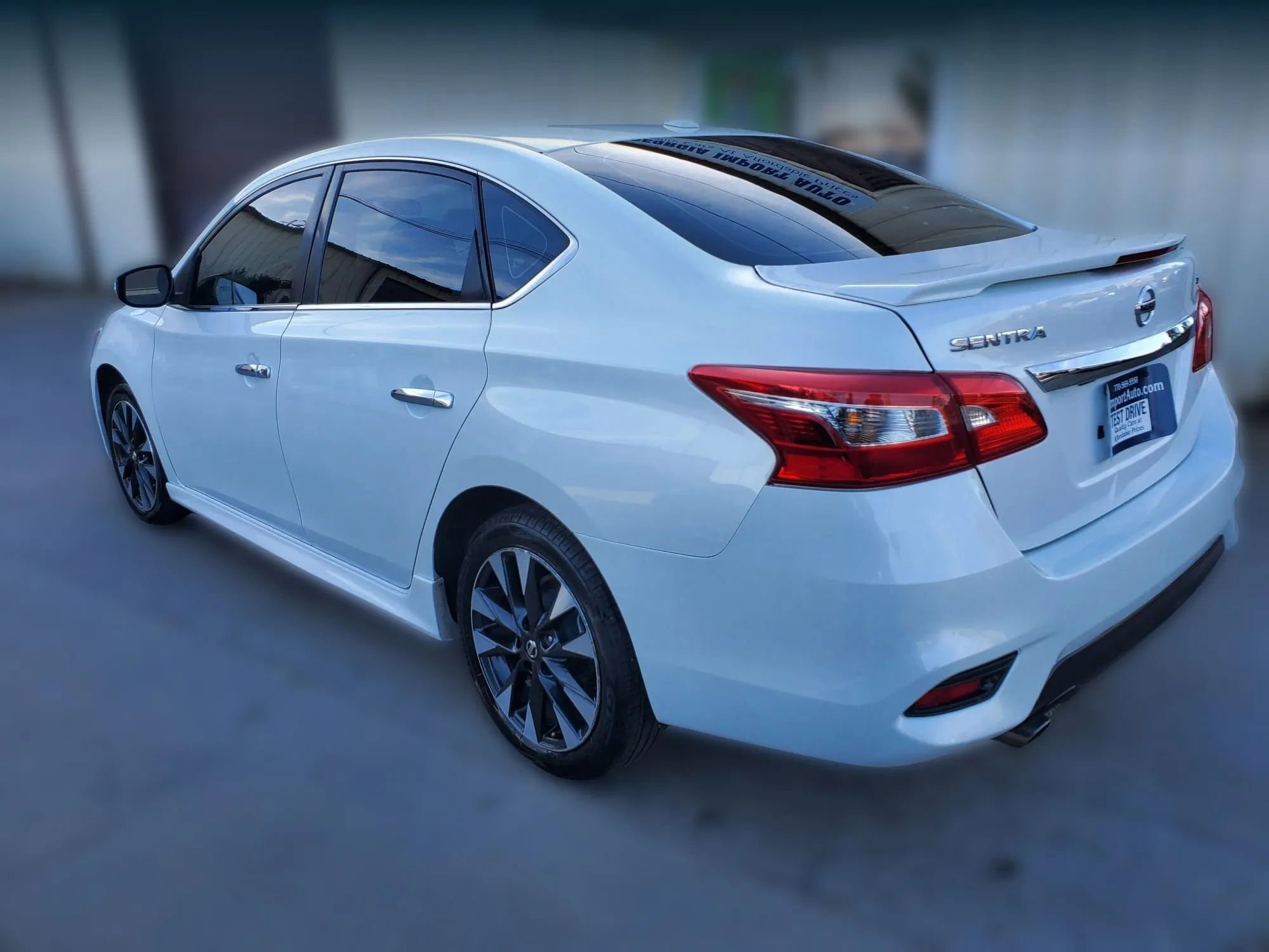 Used 2017 Nissan Sentra SR image 8
