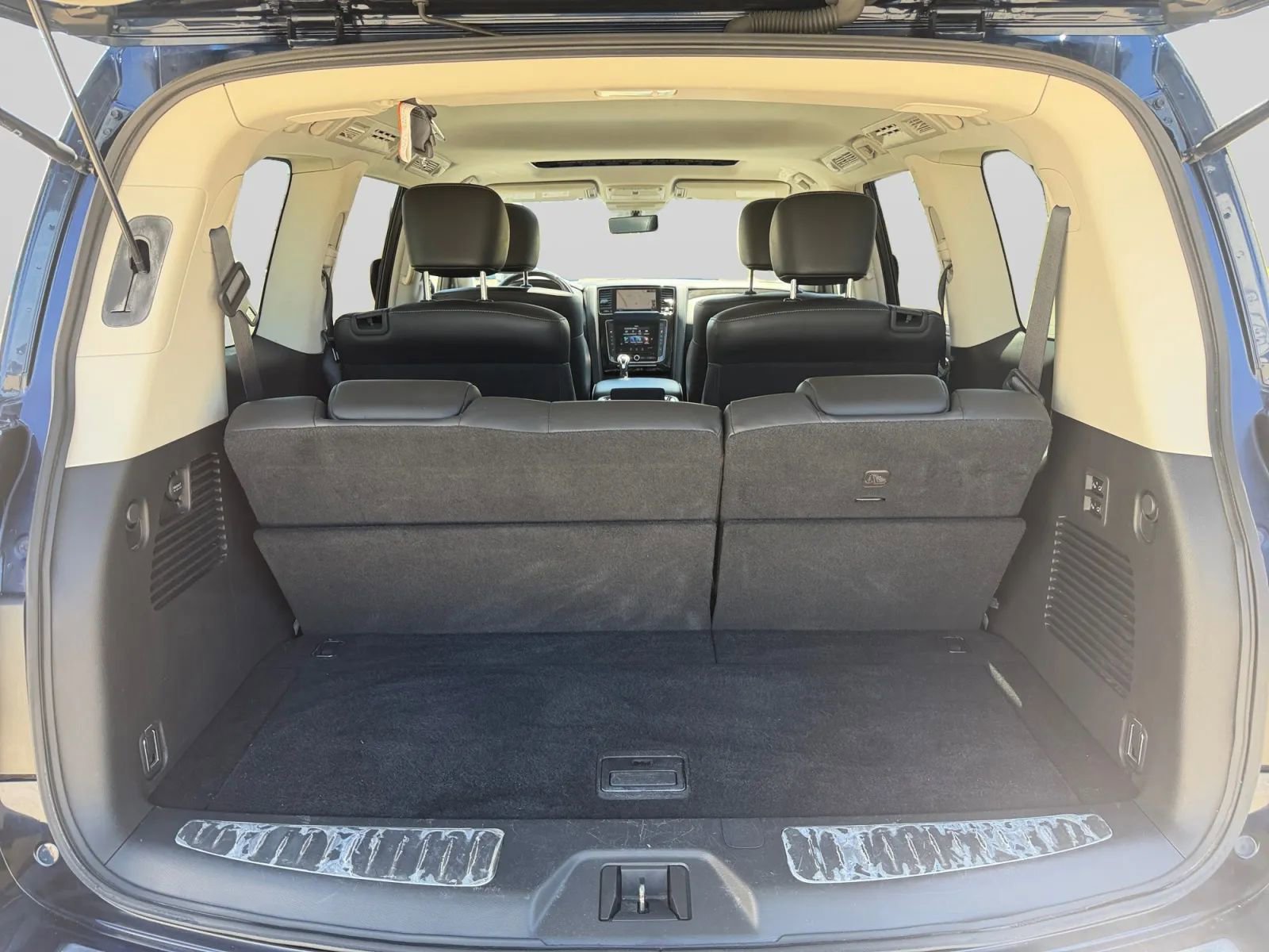 Used 2020 INFINITI QX80 Luxe w/ Proassist Package AWD/4WD image 24
