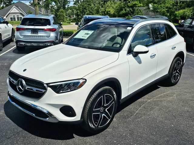 New 2026 Mercedes-Benz GLC 300 4MATIC image 3