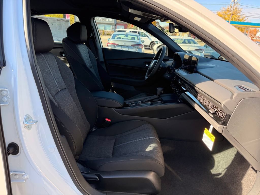 Certified 2025 Honda Accord Sport image 16