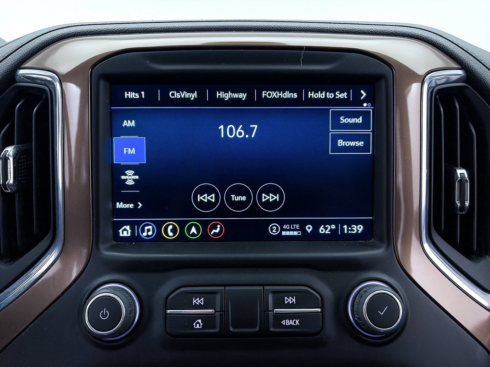 Used 2022 Chevrolet Silverado 2500 High Country w/ Z71 Off-Road Package image 24