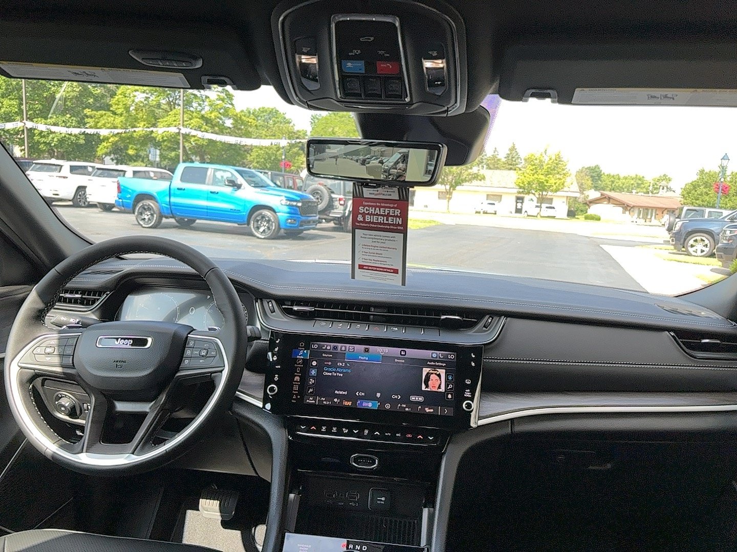 New 2026 Jeep Grand Cherokee L Limited AWD/4WD image 13