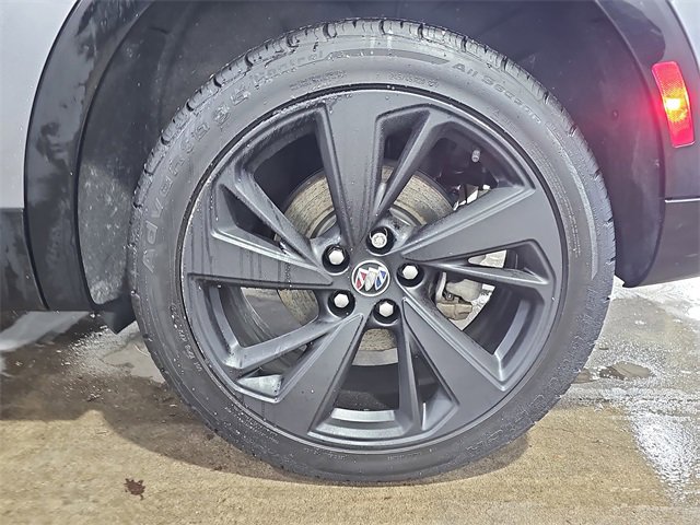 Certified 2022 Buick Envision Essence w/ Sport Touring Package image 34