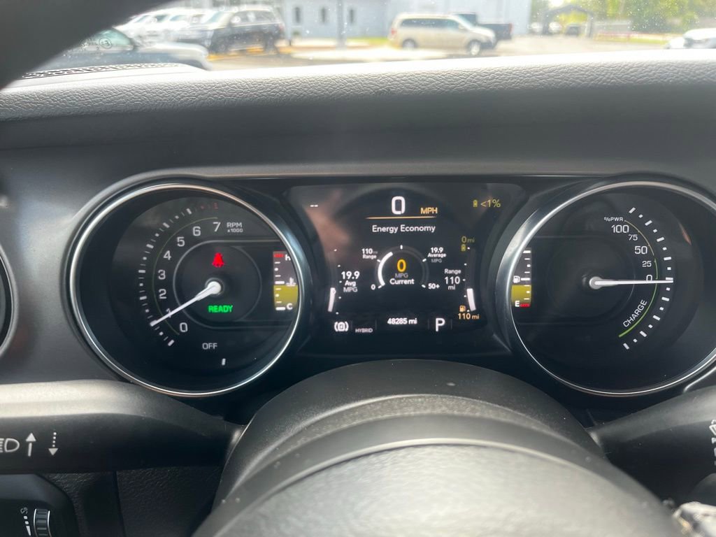 Used 2024 Jeep Wrangler Unlimited Rubicon 4xe image 14