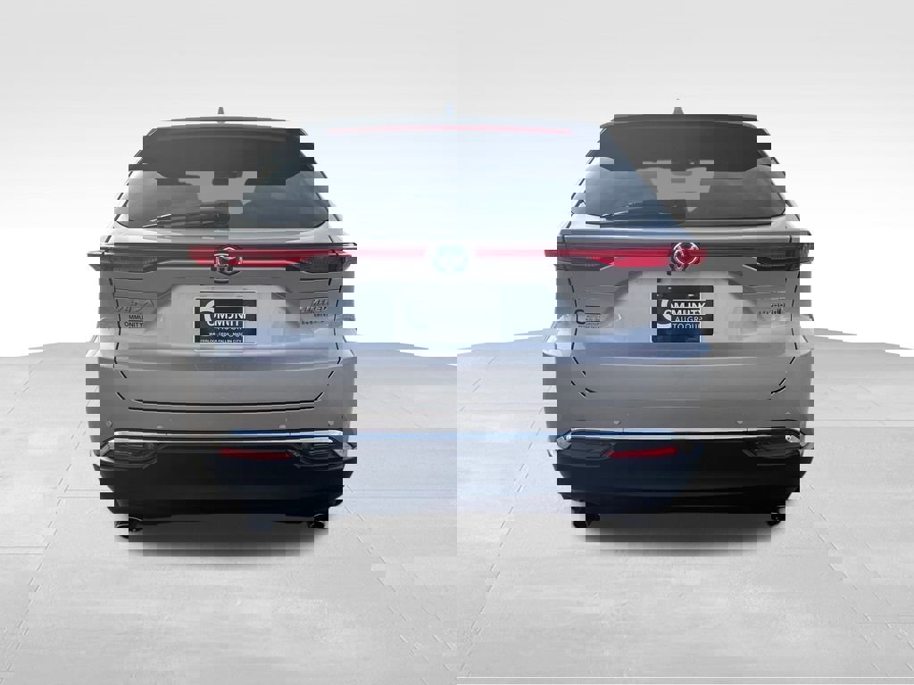 Used 2021 Toyota Venza Limited image 4