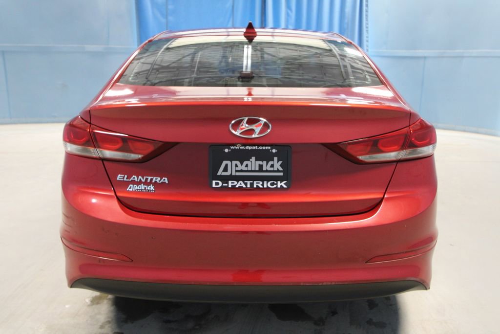 Used 2017 Hyundai Elantra SE image 25