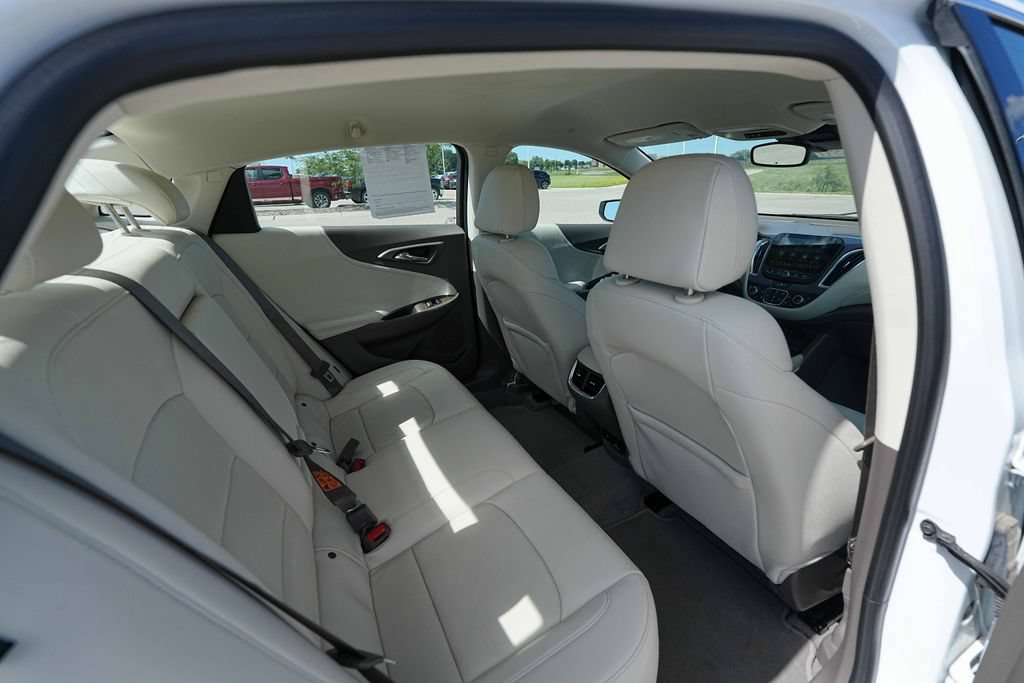 Used 2024 Chevrolet Malibu LT FWD image 25