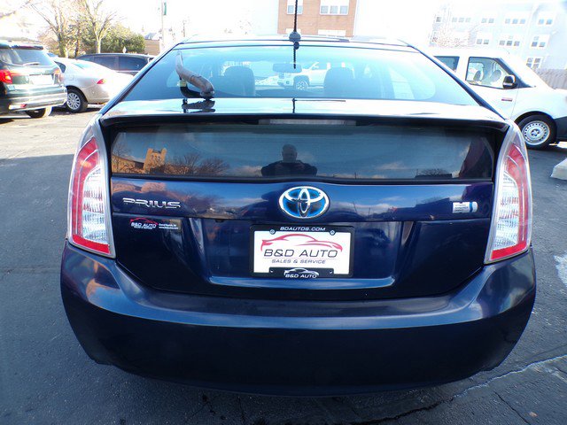 Used 2015 Toyota Prius Four image 4