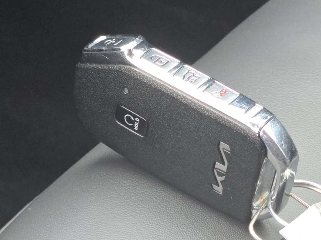 Used 2023 Kia Niro Wind w/ Wind Preserve Package FWD image 35